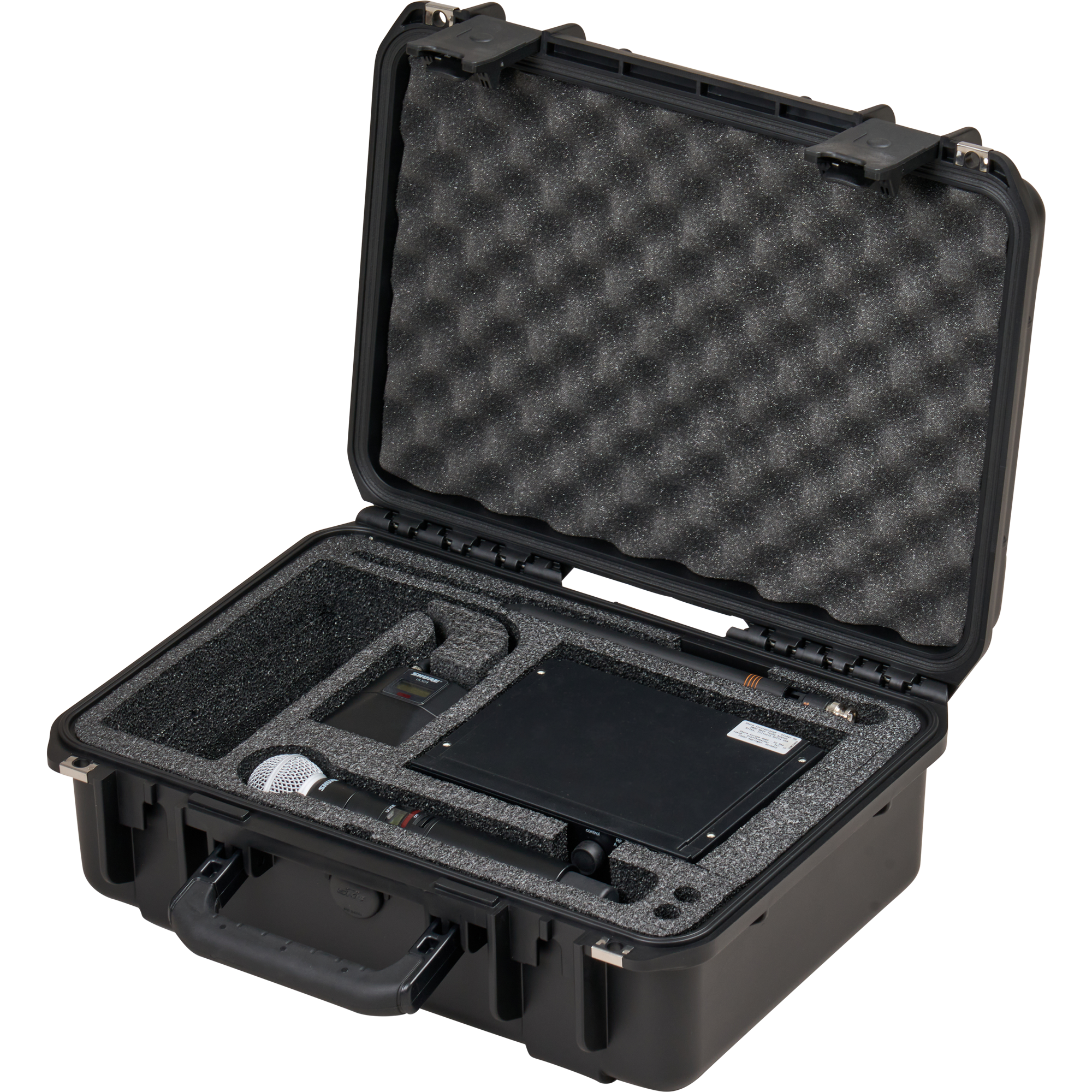 Shure QLX-D Wireless Handheld Microphone tourPack with SM58 and BYFP ipCase
